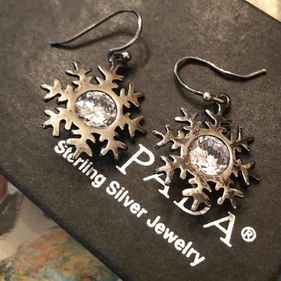 Silpada Sterling Silver Cubic Zirconia Snowflake Earrings W1459 - Picture 9 of 16